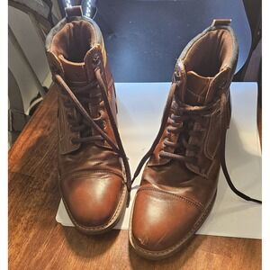 Sonoma Graham Cognac Boots Mens 9.5 Hiking Mid Calf Lace Up Faux Leather